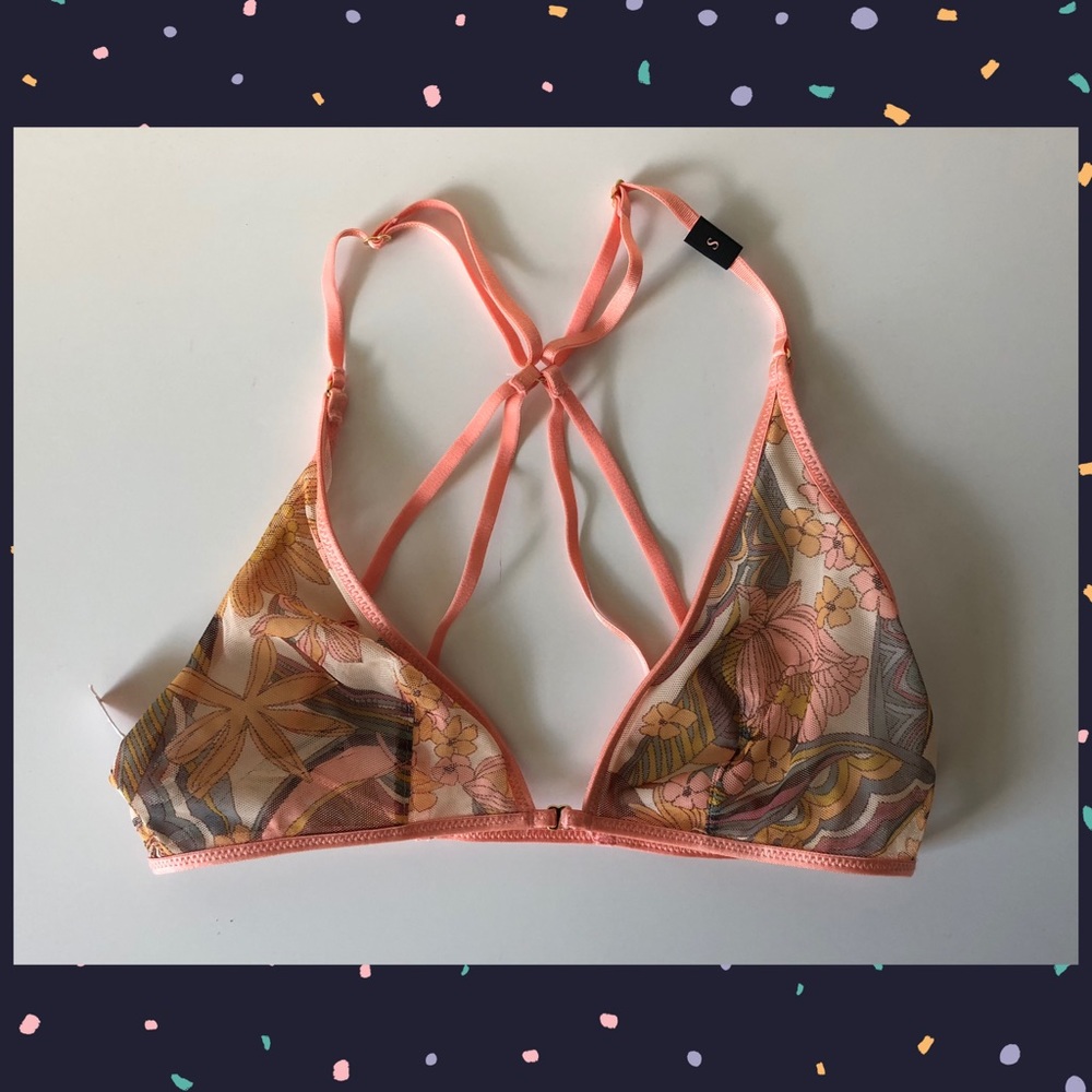 Victoria’s Secret Floral Bralette🌺